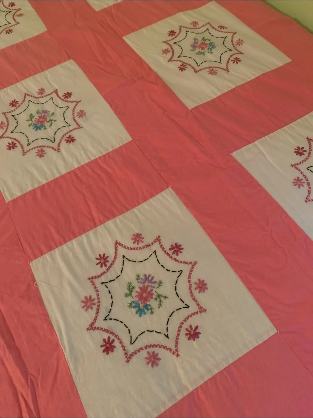 Vintage Hand Embroidered Floral Quilt Pink White 86 X 70 Cottagecore Farmhouse